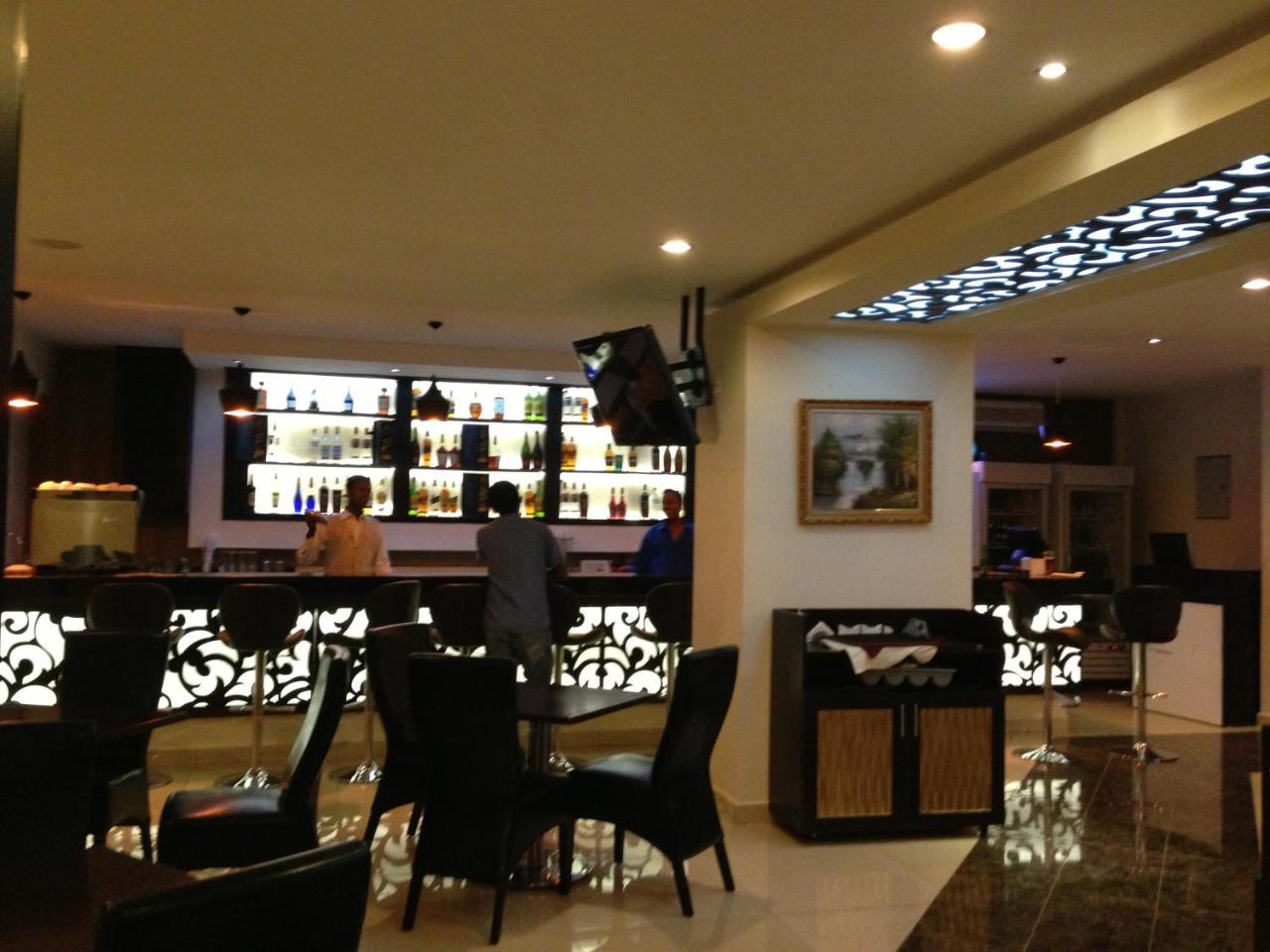 Airport Plaza Hotel Juba Exterior foto